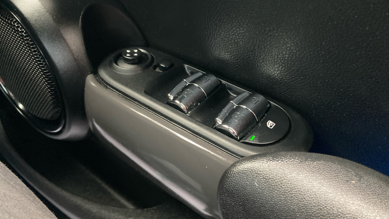 MINI Hatchback 1.2 One 5dr Petrol Hatchback